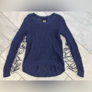 Billabong Designer’s Closet loose knit navy blue fringe sleeve sweater size Sm